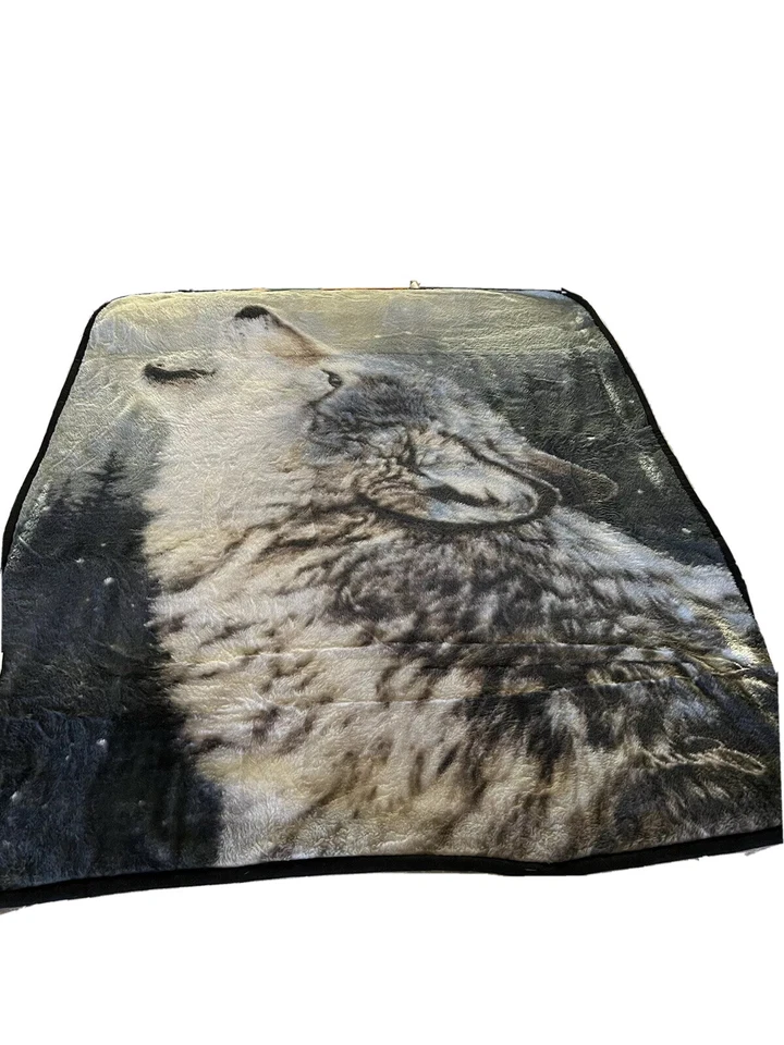 Northwest Wolf Howl Reversible Vintage Throw Plush Blanket Ascending Song 63x49 - Image 2 of 4