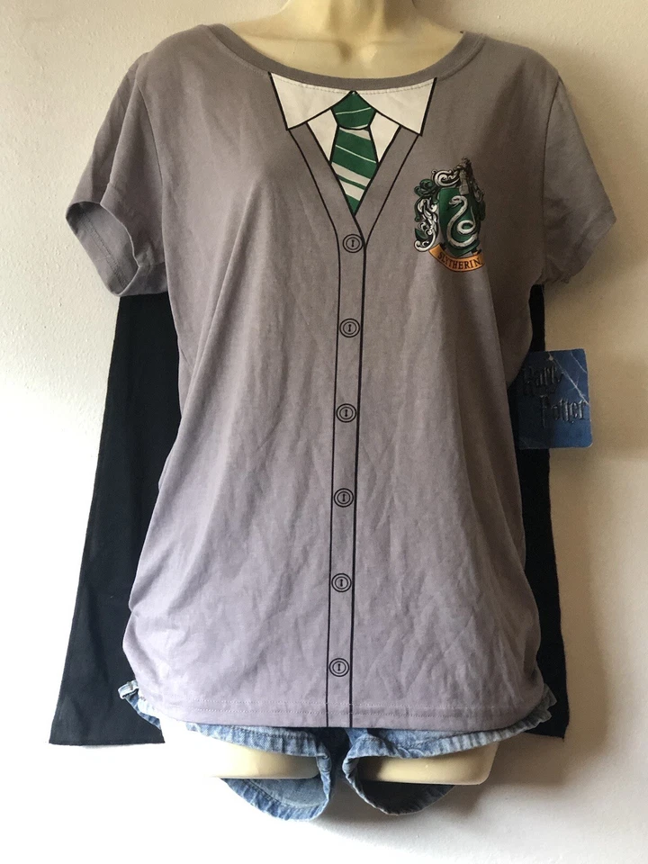 Harry Potter Slytherin Graphic T-Shirt Uniform With Cape Costume Tee NWT - Image 4 of 4