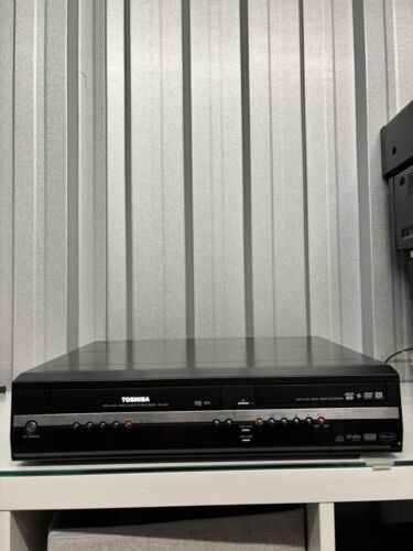 Toshiba RD-XV47-K-TB HDD DVD/Video Cassette Recorder Combi - Spares And Repairs - Picture 3 of 11