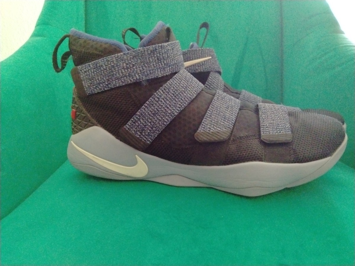 nike lebron zoom soldier 13