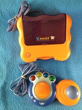 V.SMILE TV Learning System Console and 1 Cont...