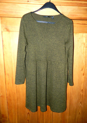 *vero moda* olivgrünes Feinstrick-Kleid / weiche Winterkleidchen Gr M Wintermode