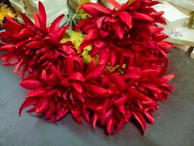 18'' Giant Silk Mum Bush, 6'' Blooms, Garnet King Red, 5 Stems Shaggy Flowers 