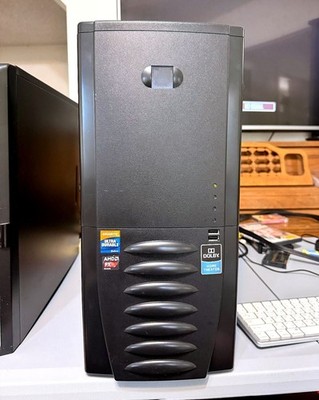 Custom Gaming PC AMD FX-8370 32GB DDR3 XFX Radeon R9 270X 240GB SSD
