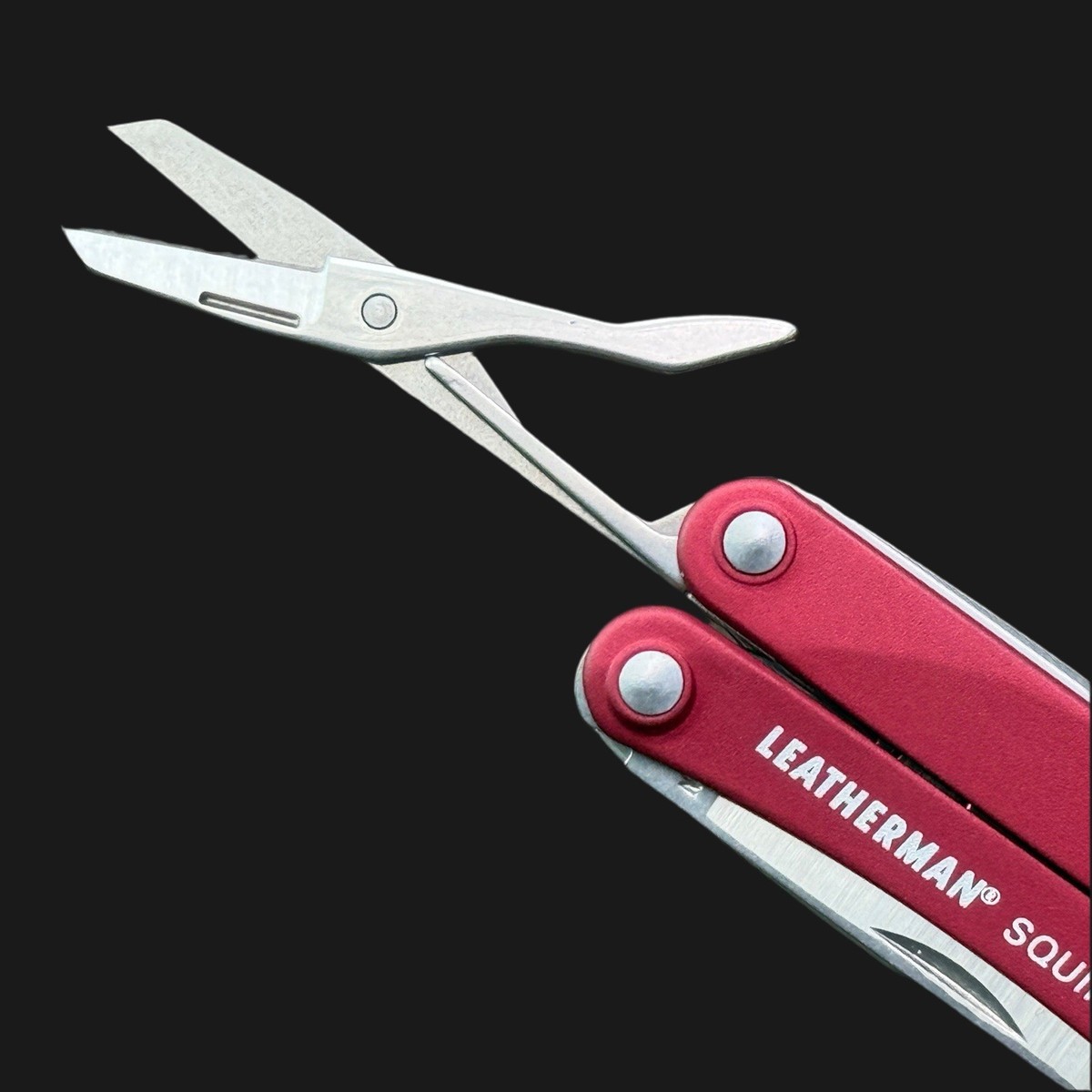 New, Leatherman Squirt ES4 RED multitool for electricians | eBay