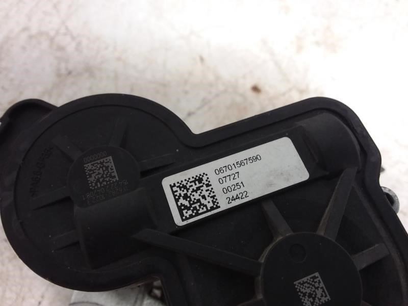 2023 MASERATI GRECALE Passenger Right Side Rear Brake Caliper OEM with Bracket 