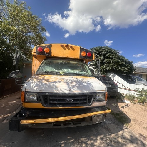 2005 FORD THOMAS Built School Bus diesel short 135k miles E450 E350