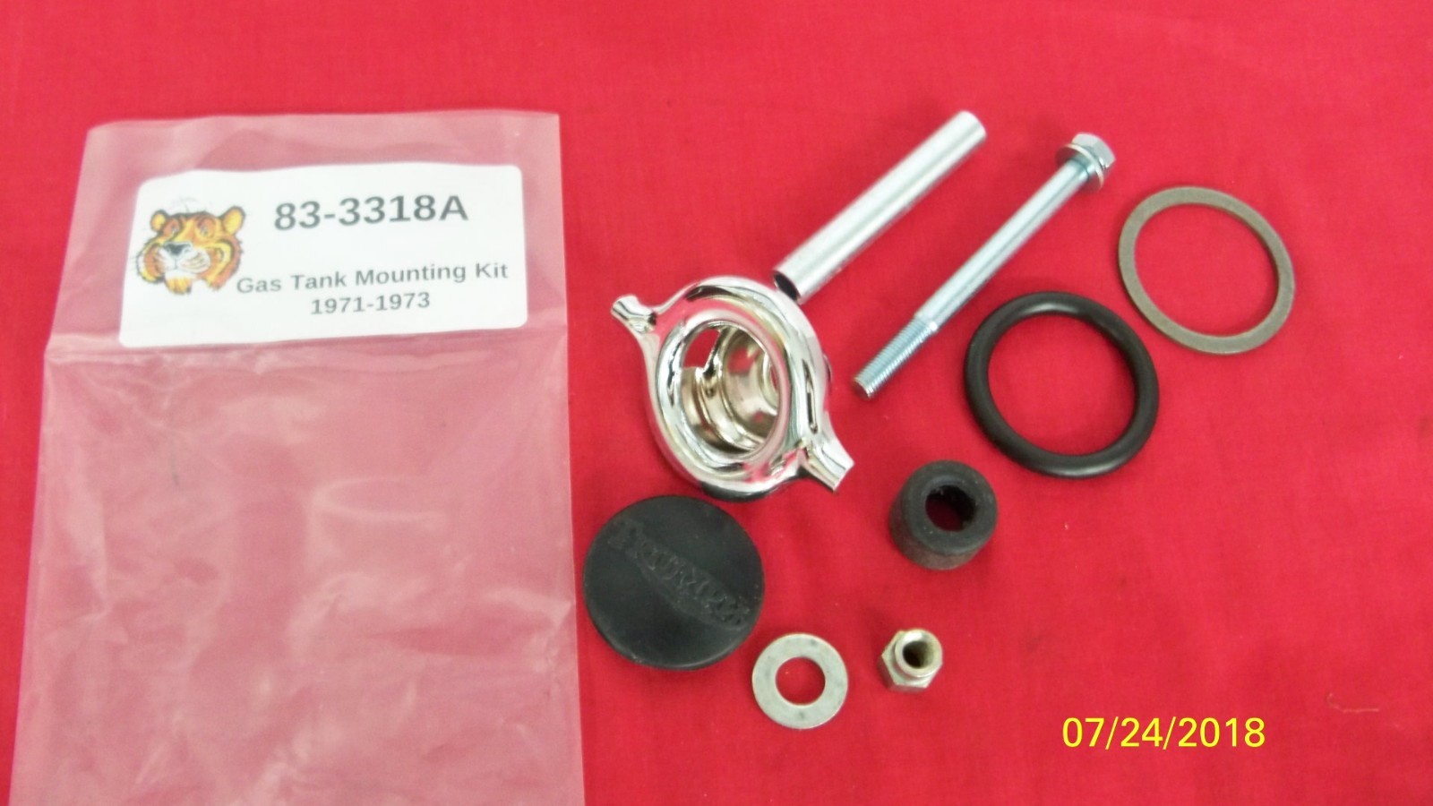 197172 TRIUMPH MOTORCYCLE GAS TANK MOUNTING KIT 833318A MADE IN UK eBay
