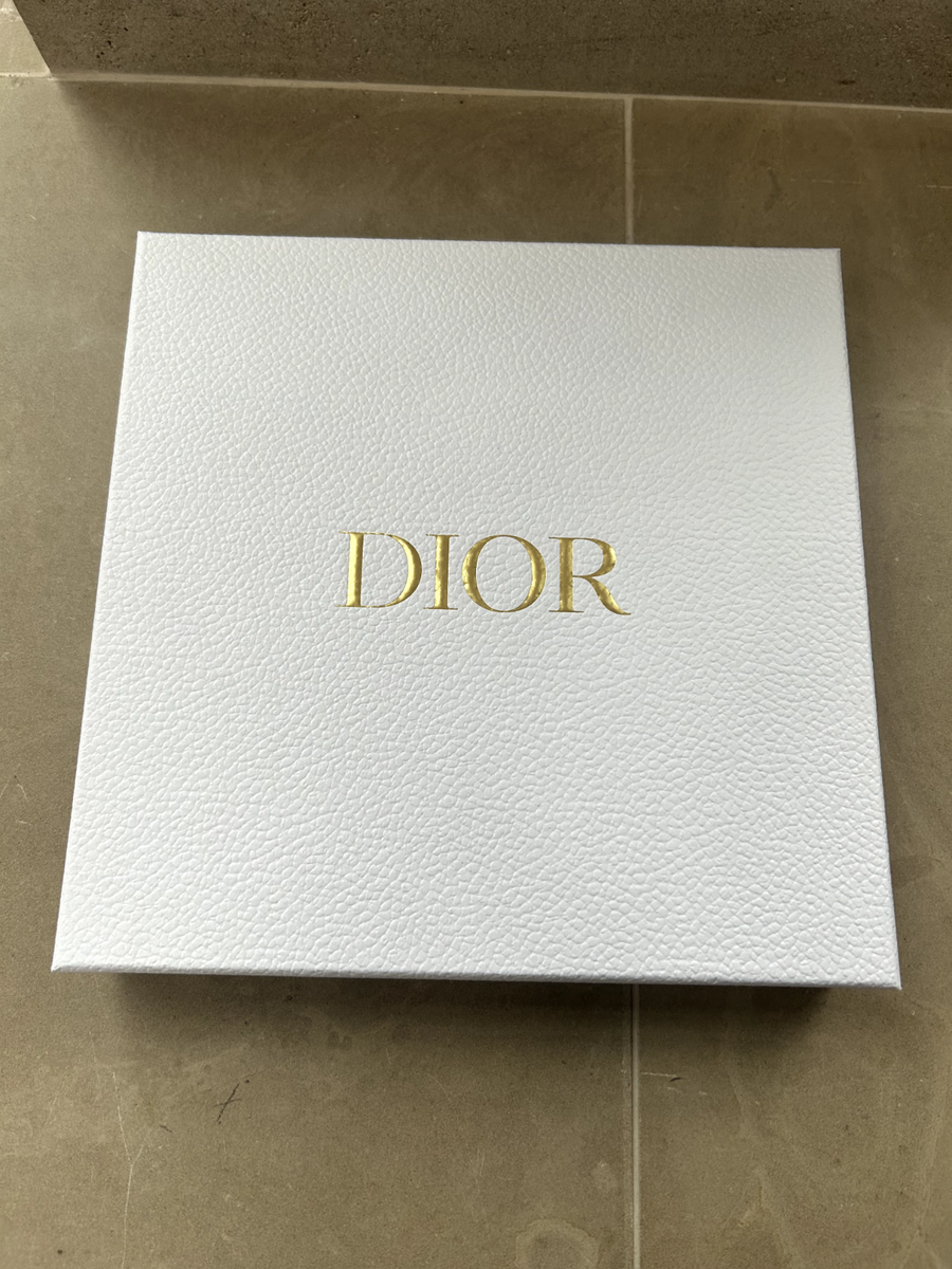 Christian Dior シルクバンダナ ネイビー・ベージュ Christian Dior シルクバンダナ ネイビー/ベージュ Christian