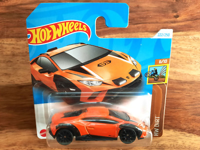   LAMBORGHINI Huracan Sterrato   2024   Hot Wheels 1:64 OVP neu