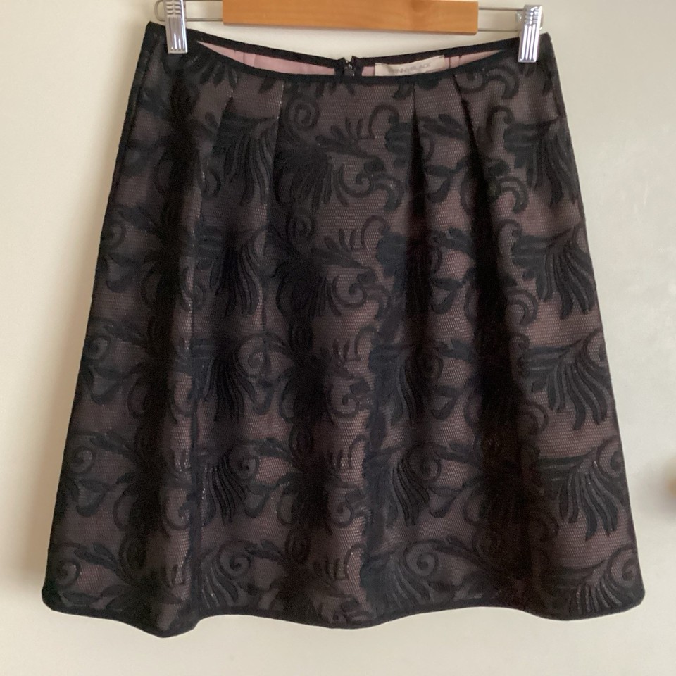 PennyBlack Max Mara Skirt Size 8 Black Lace Overlay Fit & Flare Knee Length