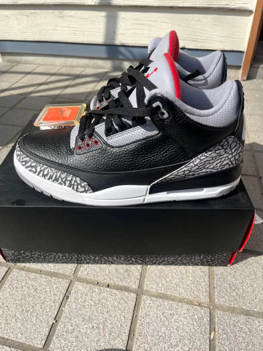 Nike Air Jordan 3 Retro OG Black Cement 2018 Sz 11