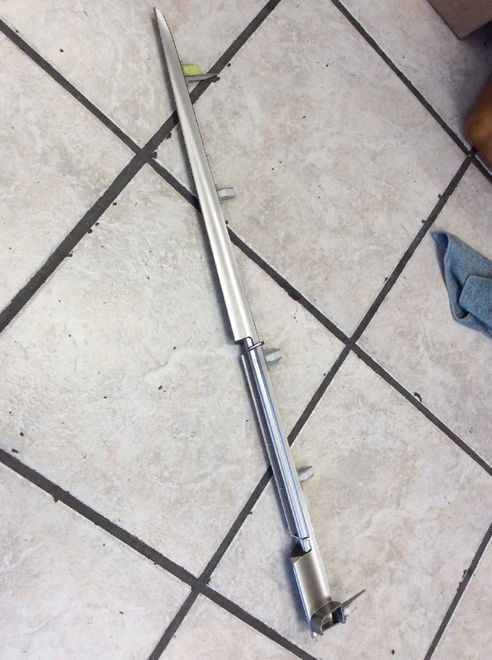 Adorno de tablero de instrumentos Lexus OEM 2014 IS250 55471-53010 Foto 2 de 3