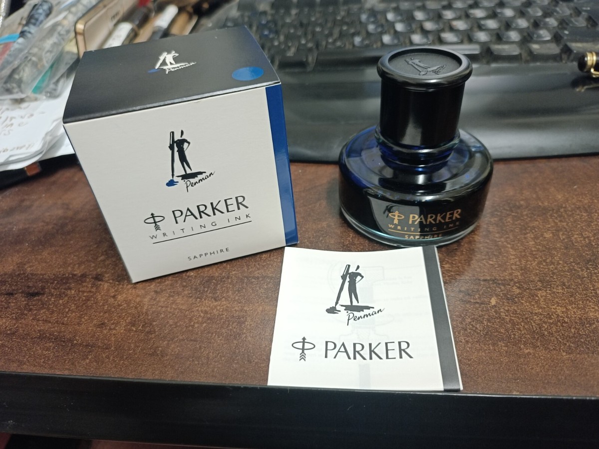 パーカーペンマン　インク NOS PARKER PENMAN SAPPHIRE BLUE INK, NEW BOTTLE 50ml BOXED PAPERS