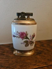 Vintage Mid-century Japan Porcelain Table Top Lighter 4.5 Inches Working