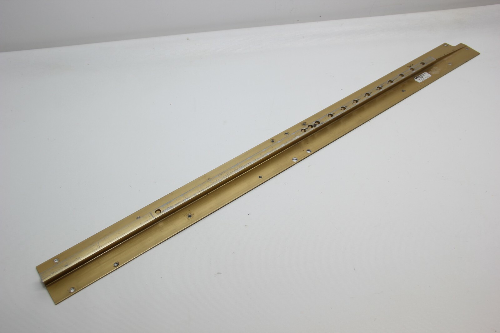 Cessna 172 McFarlane R/H Outboard Seat Rail, P/N MC05112436 / 0511243
