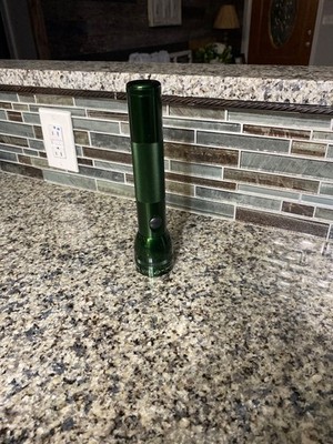 MagLite Flashlight 10'' Dark Green 2D Cell Mag Lite Made In USA Tested