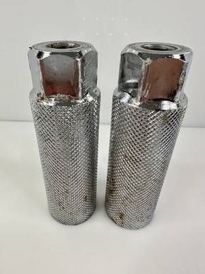 Vintage 1990's GT Bicycles BMX Freestyle Axle Pegs 4” 26t Chrome
