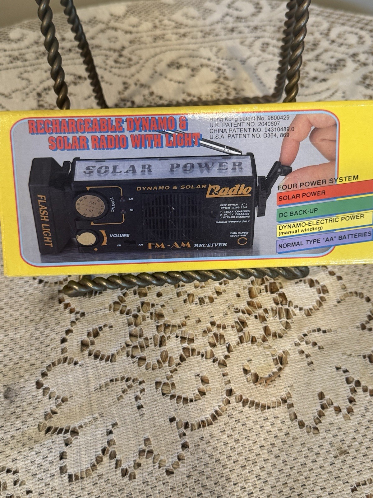 Rechargeable Dynamo &Amp; Solar Radio With Light. For Emergency Kits