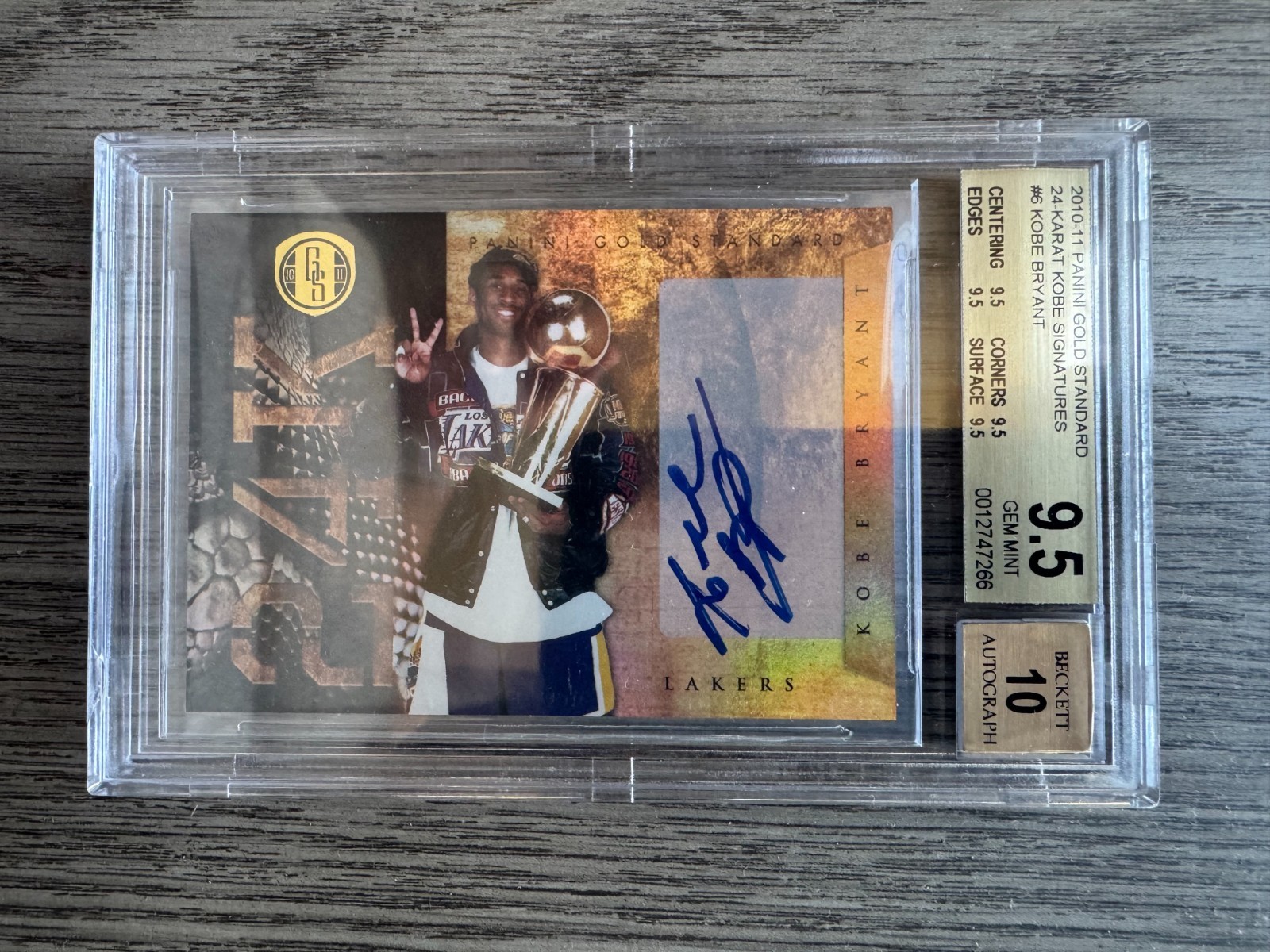 2010-11 Gold Standard Kobe Bryant 24 Karat Auto /49 BGS 9.5 Highest Graded Copy