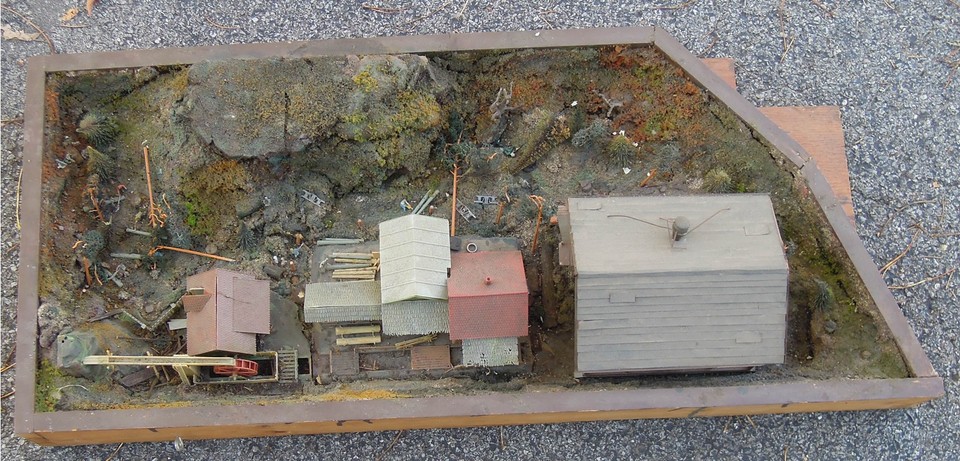 5f321 HO scale wood boxed sawmill scene building track side scenery ...