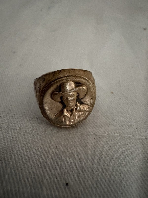 Gene Autry Ring 1940’s?