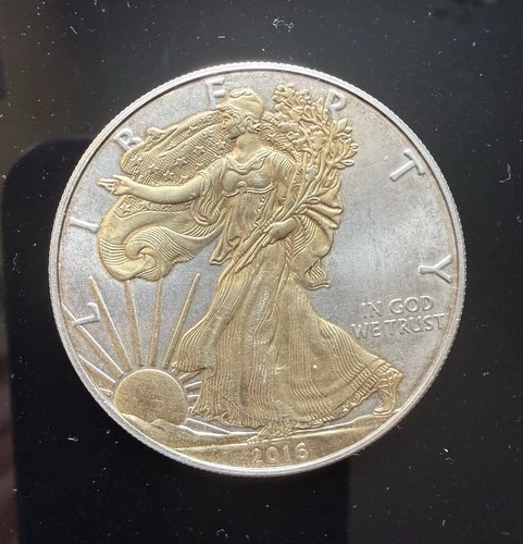 AMERICAN EAGLE LIBERTY GILDED 1 OZ FINE SILVER COIN WITH 24 KT GOLD USA 2016