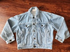 THE DISNEY STORE DENIM BLUE JACKET KIDS SIZE MEDIUM  (8-10) IT IS USED, IT IS...
