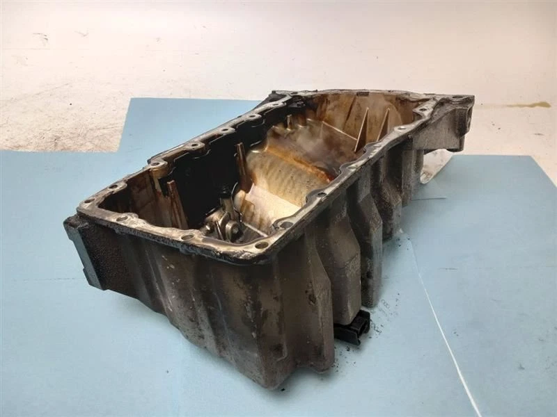 Panela de óleo Audi A4 CONV 2005 - 2009 - Imagem 2 de 4