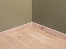 Battiscopa rovere rustico 18x70 mm legno massello listelli parquet 2 m bianco oliato