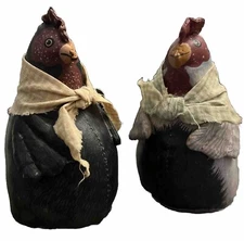 2  Primitive Rooster Bird Figurine Decor Folk Art Leather HandPainted Shawl