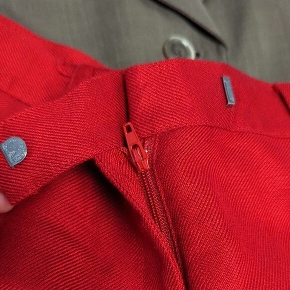 Calça social vintage Emma James mistura de linho perna reta vermelha tamanho 6P trabalho preppy - Imagem 4 de 4