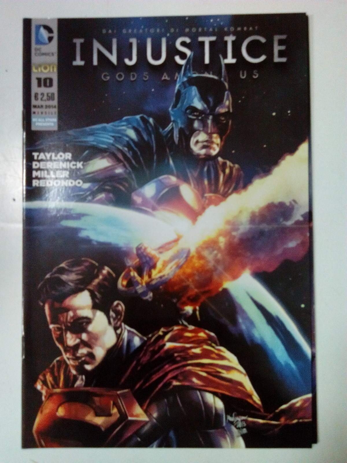 Injustice n. 10 -Gods Among Us - ed. RW Lion