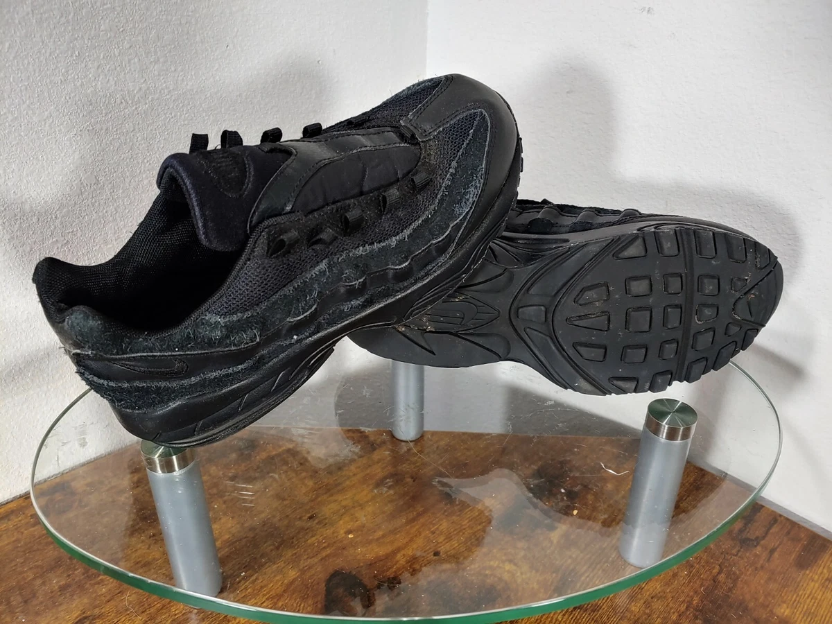 Nike boys best sale shoes no laces