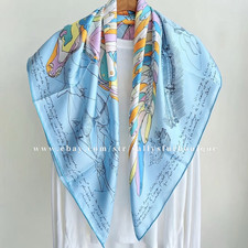 Sciarpa avvolgente seta twill 18 momme 2026 Sallys stampa cavallo mosca scialle doppio viso 35"