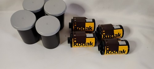 35mm Unused 400 Color Print Film With Containers - Picture 4 of 4