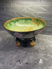 1904 Tressemann & Vogt (T&V) Limoges Porcelain Bowl with Matching Footed Stand