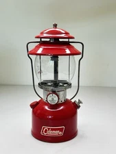 VINTAGE 1970 RED COLEMAN MODEL 200A GAS SINGLE MANTLE LANTERN  1972