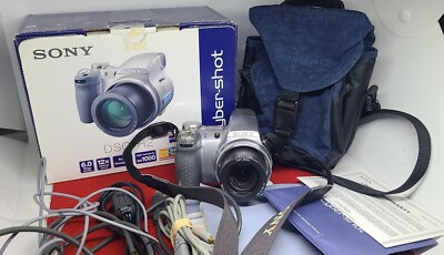 Sony Cyber-shot DSC-H2 6.0MP Digital Camera - Silver GMM-268