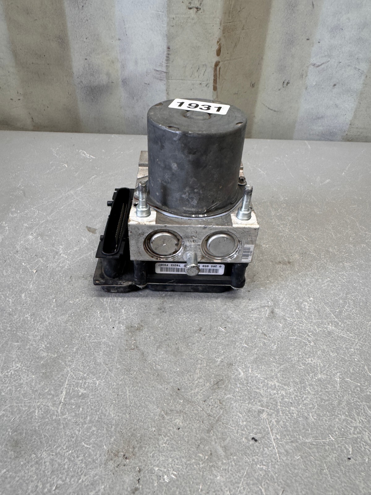 2005 - 2007 Maserati Quattroporte ABS Anti Lock Brake Pump / 216331