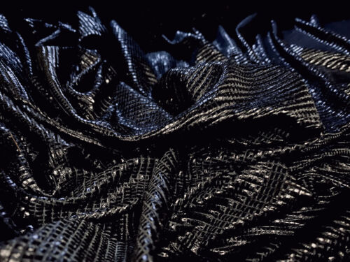 Embossed Satin Crocodile Skin Jersey Dress Fabric, Per Metre - Black - Afbeelding 1 van 4