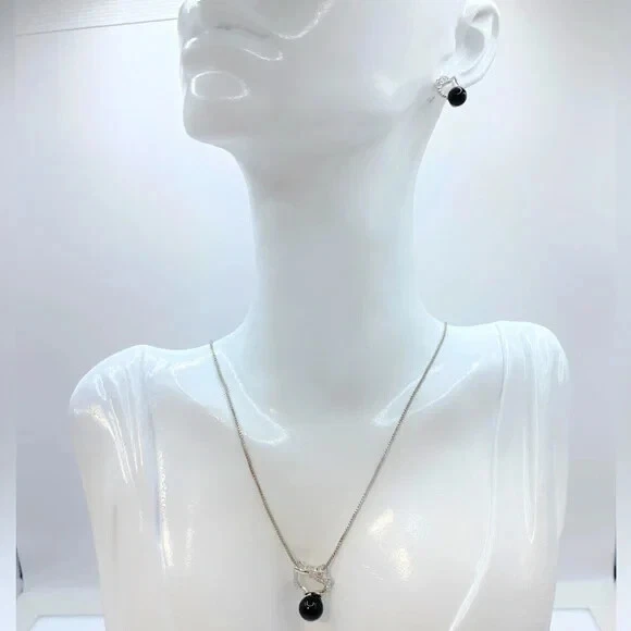 Hello Kitty Set in 925 Sterling silver Stamped Necklace and Earrings. - Image 3 of 4