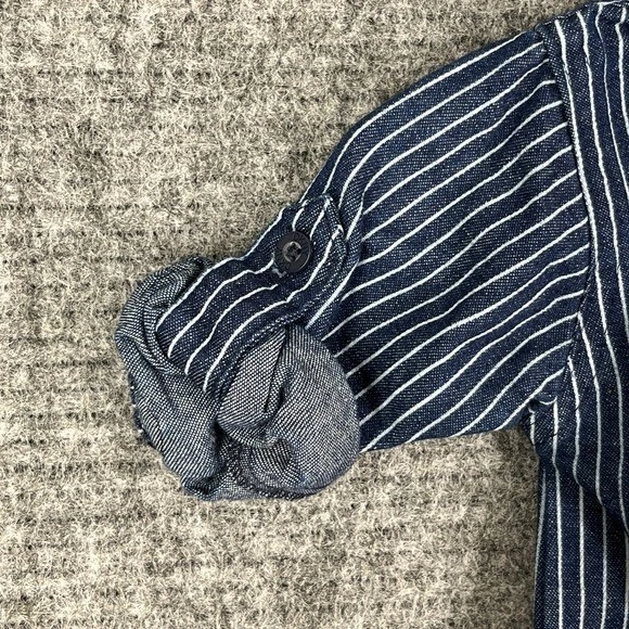 DKNY Bodysuit Baby Boys 18M Long Sleeve Pinstripe Mini Modern Classic Designer - Image 4 of 4