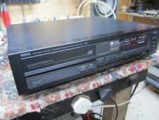 YAMAHA CDX-810 VINTAGE CLASSIC CD PLAYER.