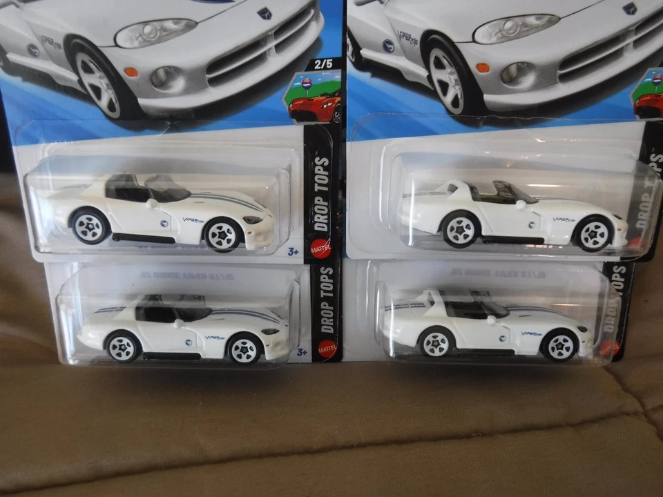 Hot Wheels 2026 Regular Treasure Hunt '92 Dodge Viper RT/10 Lote de 4 Foto 2 de 4