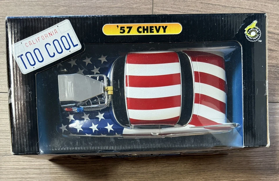 Custom Slammed 1/18 Muscle Machines 57 Chevy Stars & Stripes USA Flag - Image 4 of 4