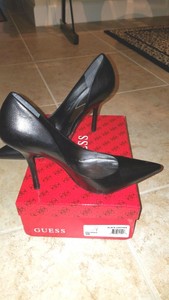 guess carrie heels