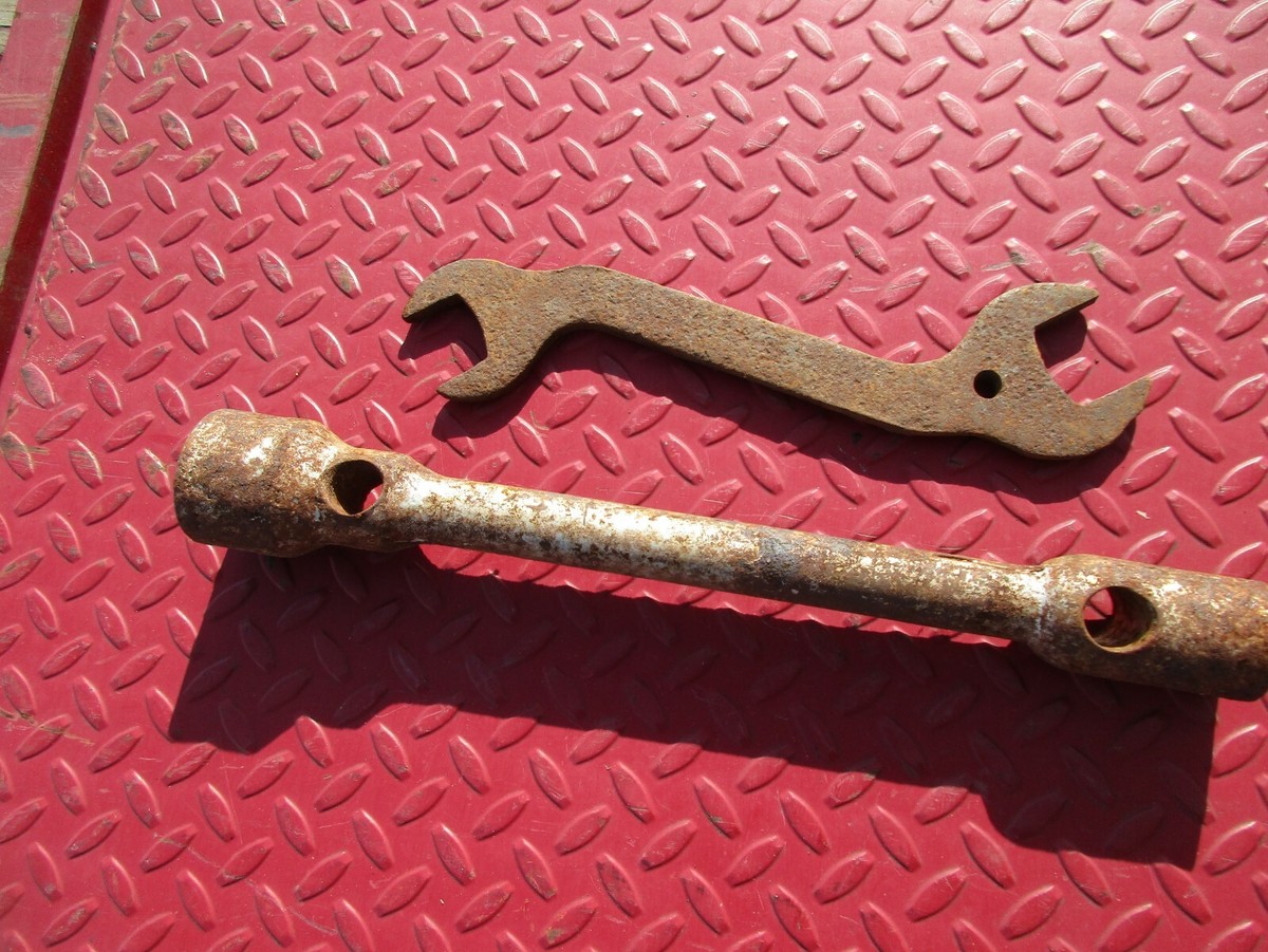 ANTIQUE VINTAGE TOOLS/SICKLE,SAW/HOOK,SOCKET/WRENCH | eBay