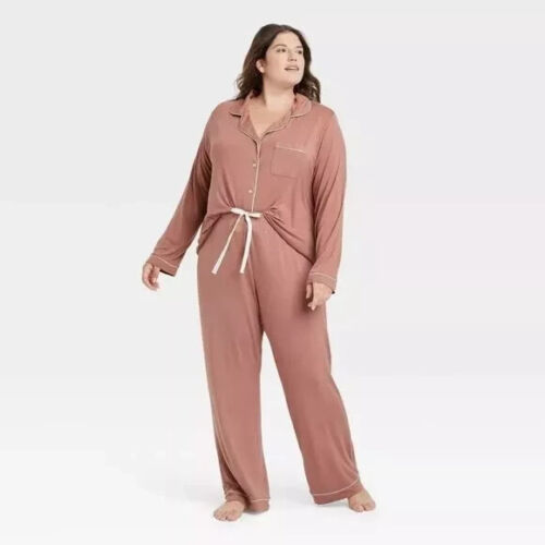 Stars Above Womens Mauve Pink Long Sleeve Top and Pants Pajama Set 1X