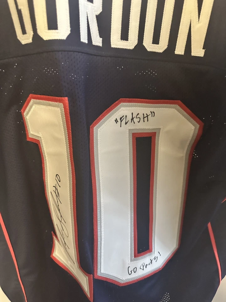 Camiseta deportiva firmada por Josh Gordon de los New England Patriots (JSA COA) receptor del Pro Bowl XL Foto 3 de 4